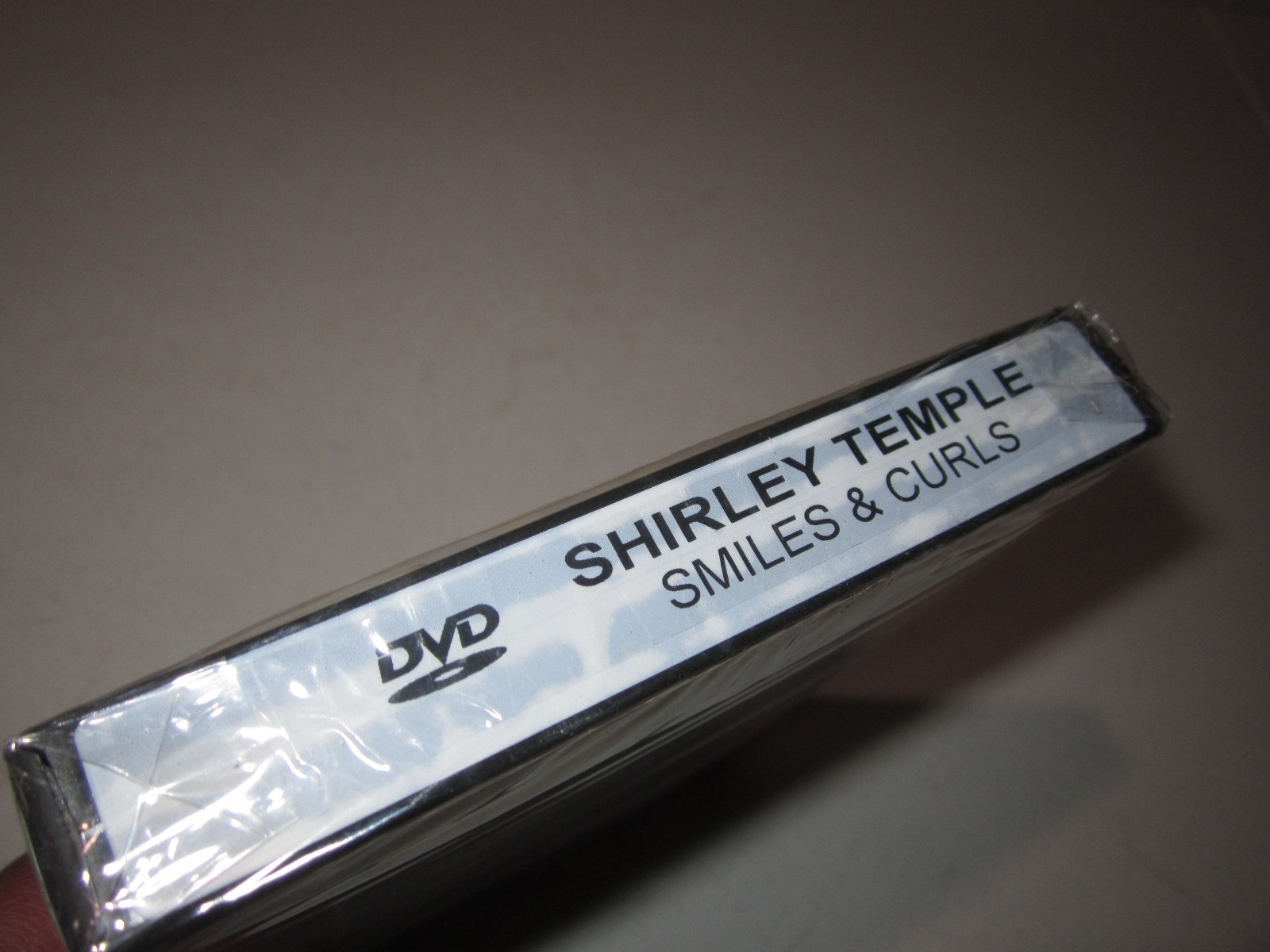 Shirley Temple – Smiles and Curls Collection (DVD, 2008, 2-Disc Set) Brand New