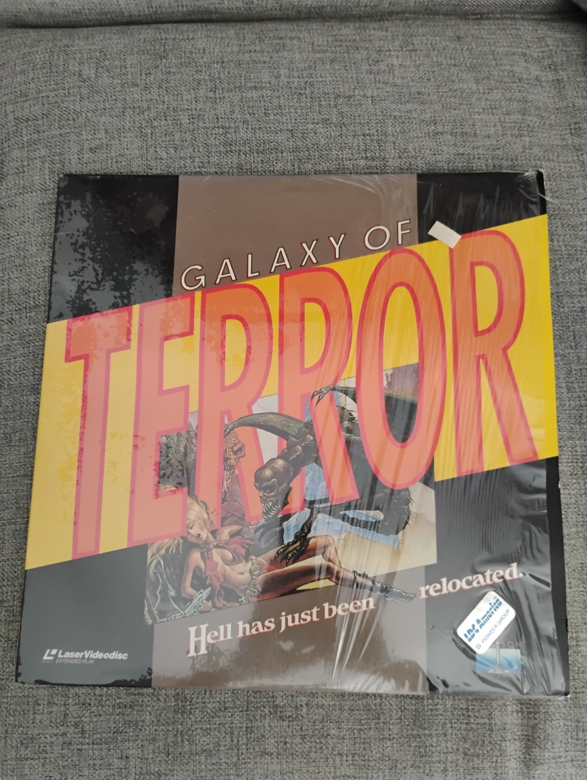 GALAXY OF TERROR Laserdisc RARE Horror 1981 Edward Albert Roger Corman