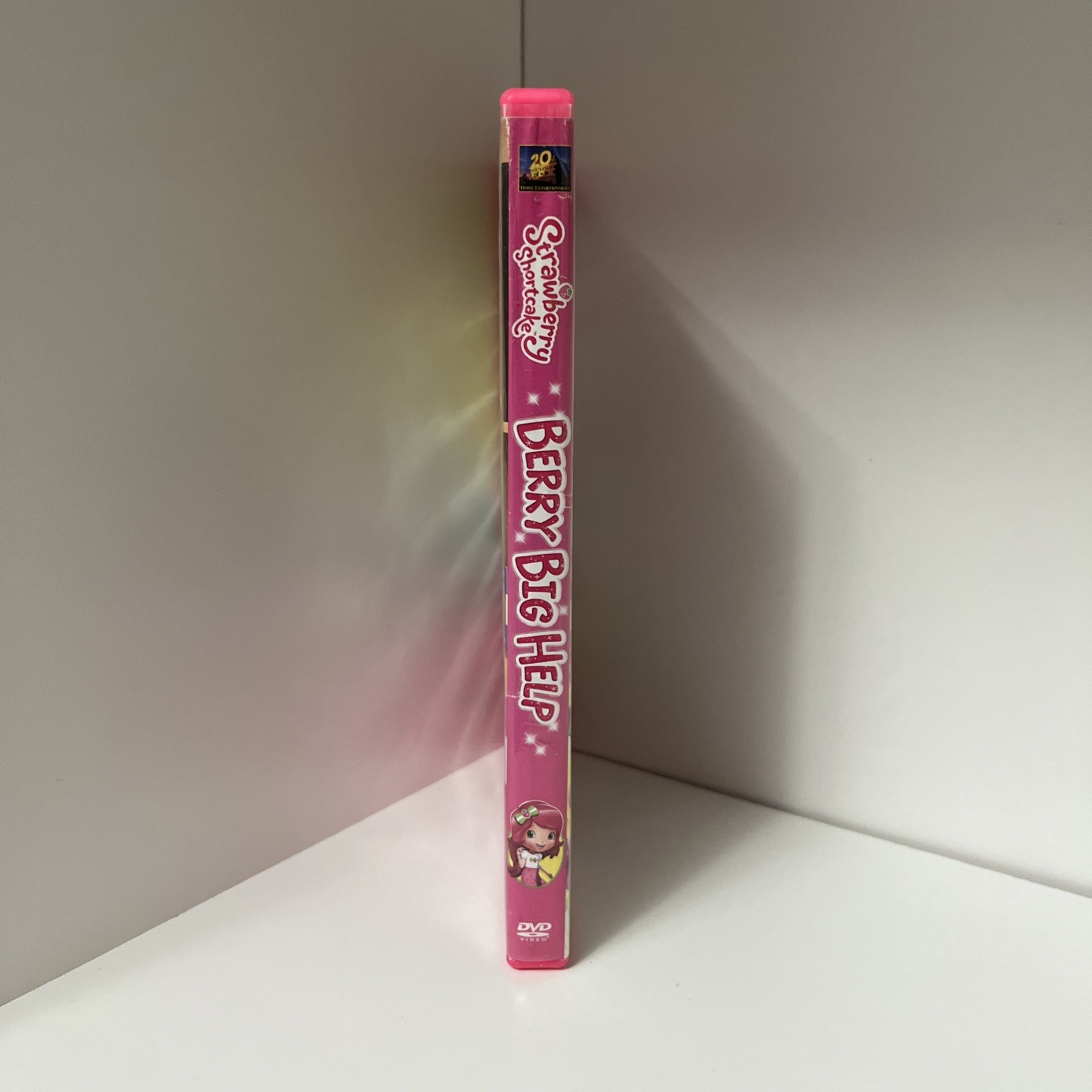 Strawberry Shortcake Berry Big Help DVD Good Condition DVD