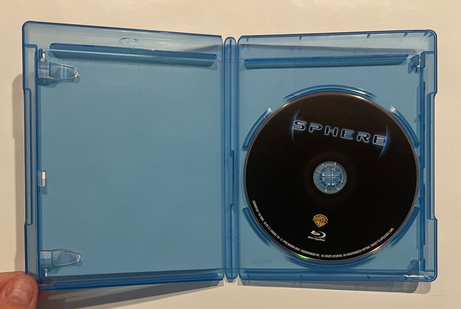 Sphere (Blu-ray, 1998) Dustin Hoffman, Sharon Stone, Samuel L. Jackson OOP