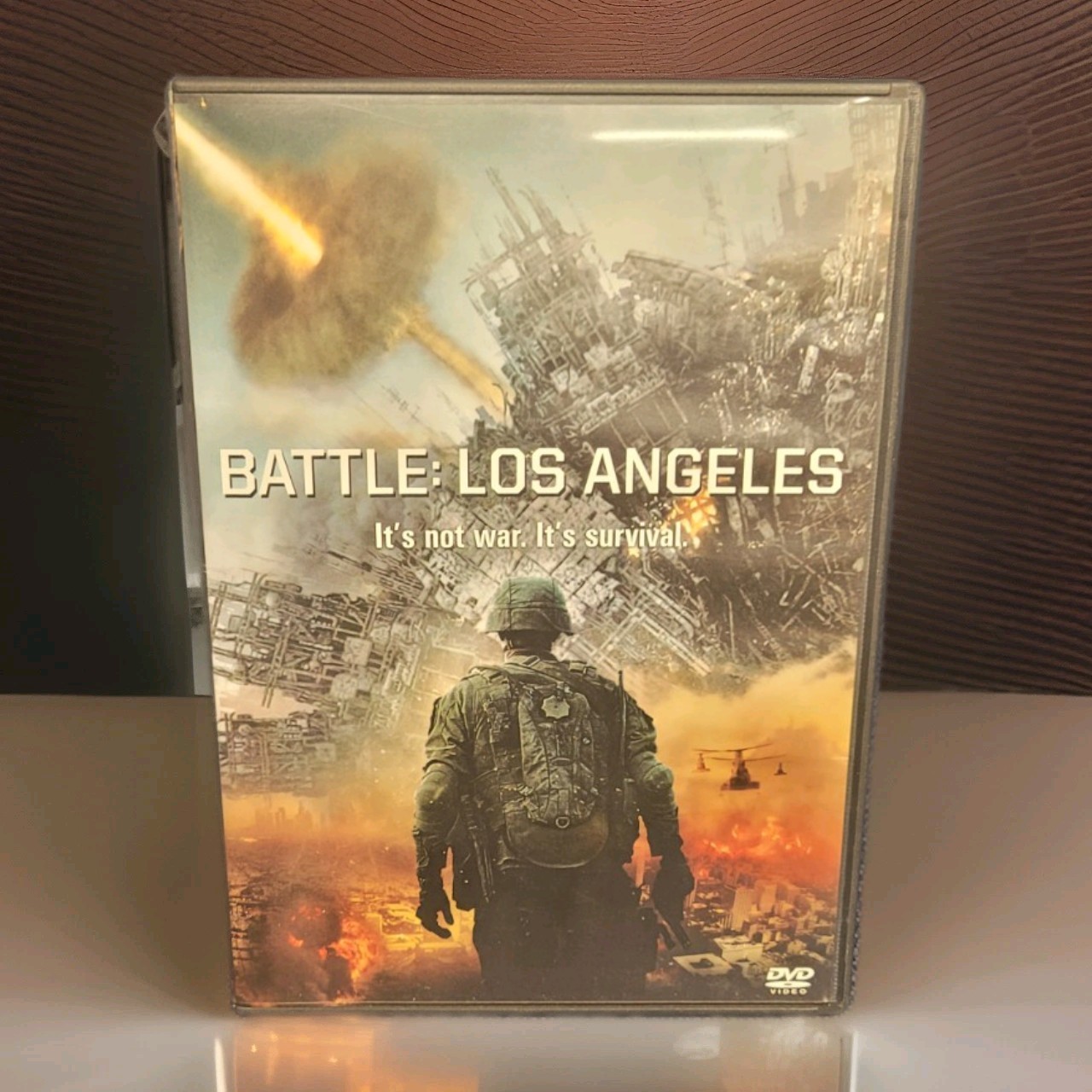 Battle: Los Angeles DVD Aaron Eckhart Science Fiction Action