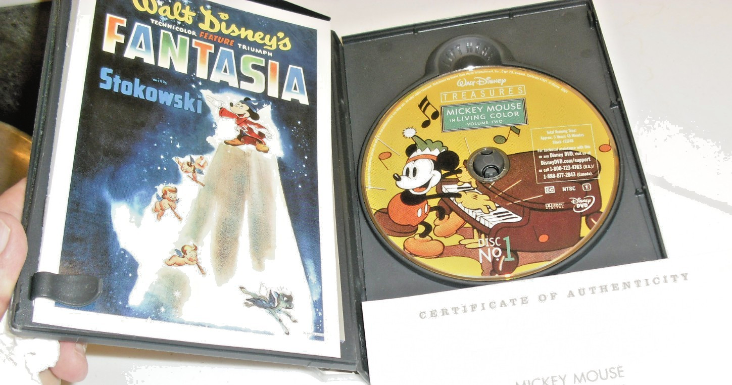 Walt Disney Treasures: Mickey Mouse in Living Color Volume Two 1939-Today