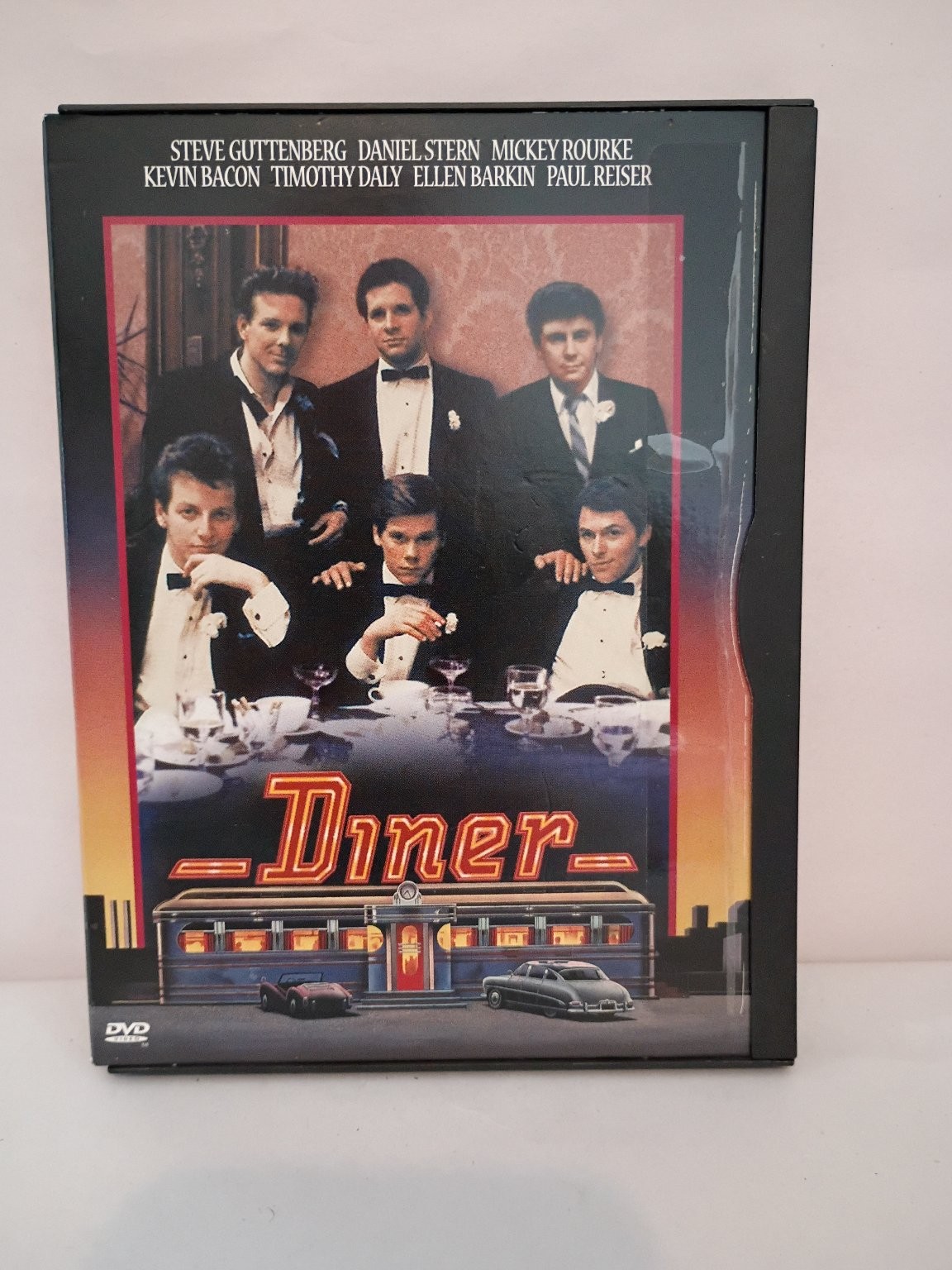 Diner DVD 1982 Steve Guttenberg Kevin Bacon Mickey Rourke Barry Levinson