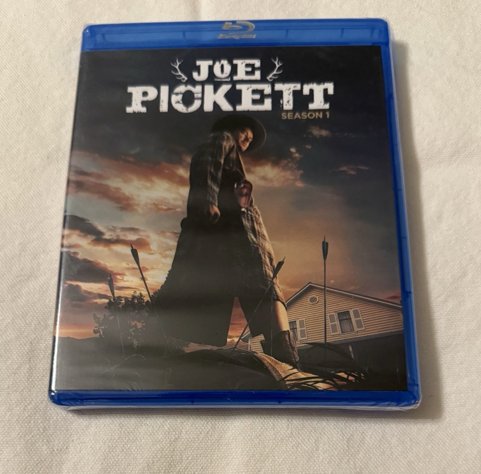 JOE PICKETT: SEASON ONE (BLU-RAY) – Brand New